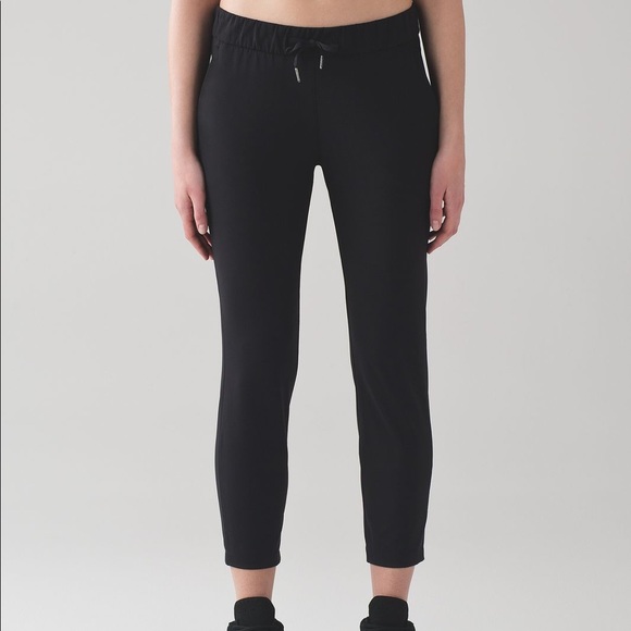 Lululemon On The Fly Pants - Picture 1 of 4